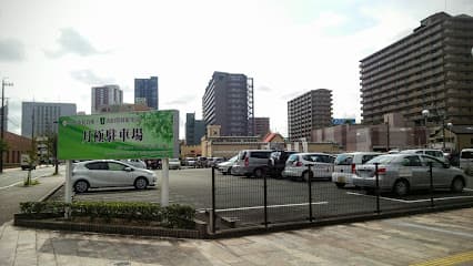 浜松委托倉庫・内田管財(株)月極駐車場