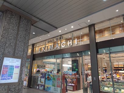 メイワン エキマチウエスト