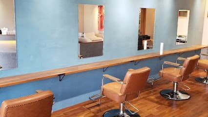 HAIR RESORT MAHANA